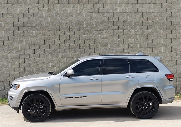 Jeep Grand Cherokee cena 135900 przebieg: 56000, rok produkcji 2020 z Łódź małe 277